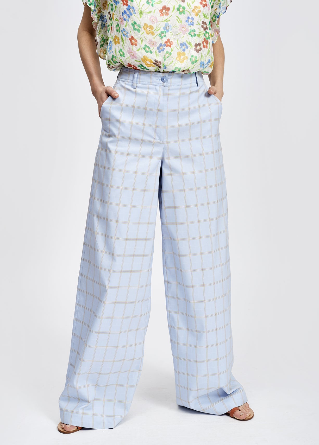 Light blue plaid wide leg trousers RE—SSENTIEL | Essentiel second hand