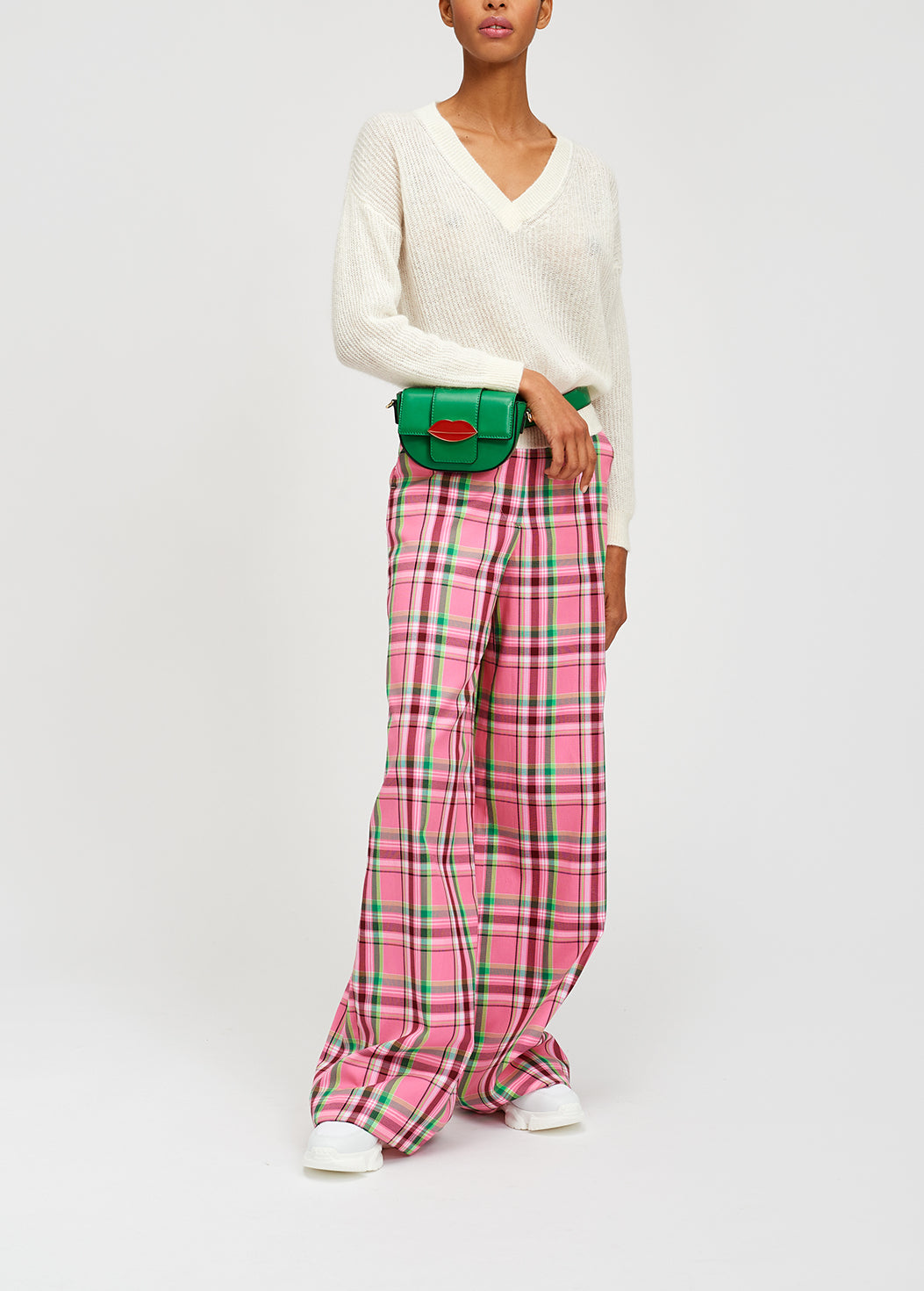 Fuchsia mohair blend v-neck sweater RE—SSENTIEL | Essentiel second hand