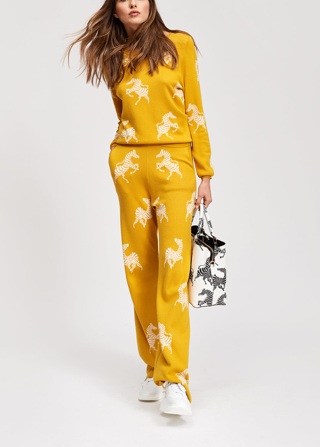 Yellow zebra jacquard pants RE—SSENTIEL | Essentiel second hand