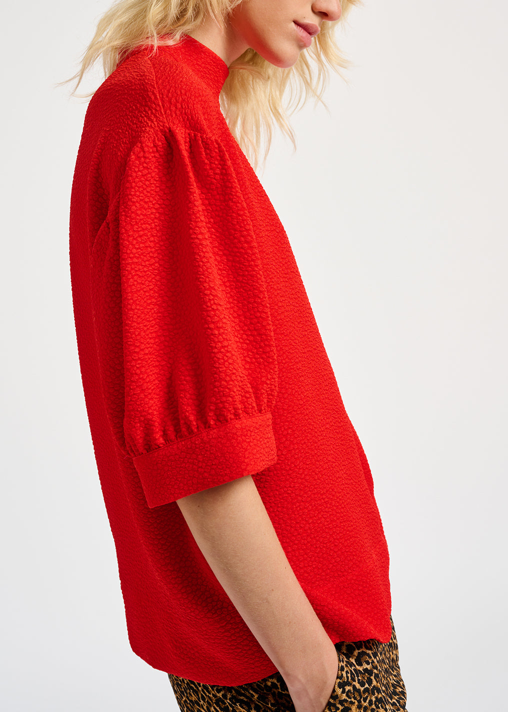 Red top with puffed sleeves RE—SSENTIEL | Essentiel second hand