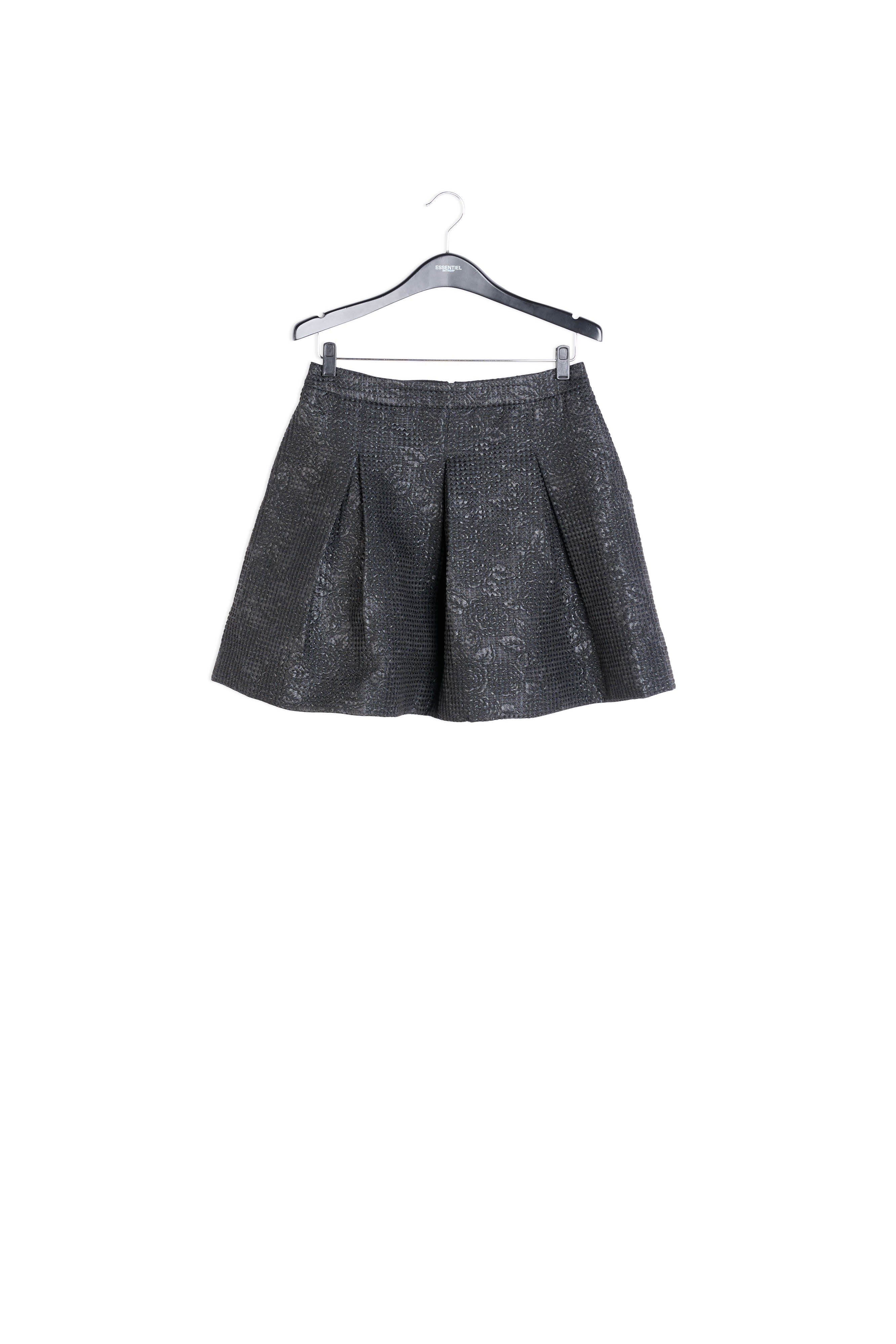 Rok Zwart RE—SSENTIEL | Essentiel second hand
