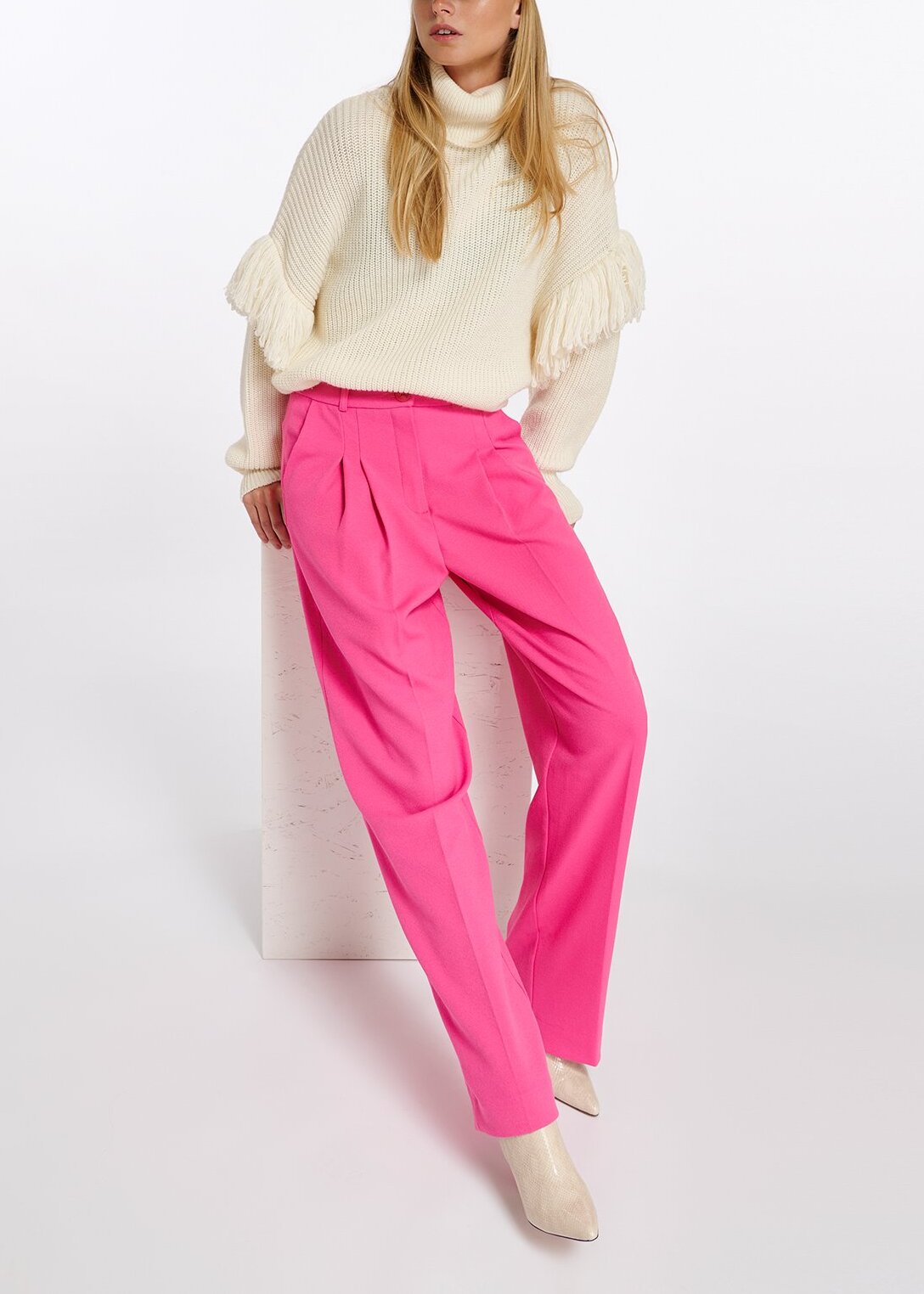 Bright pink tailored pants RE—SSENTIEL | Essentiel second hand