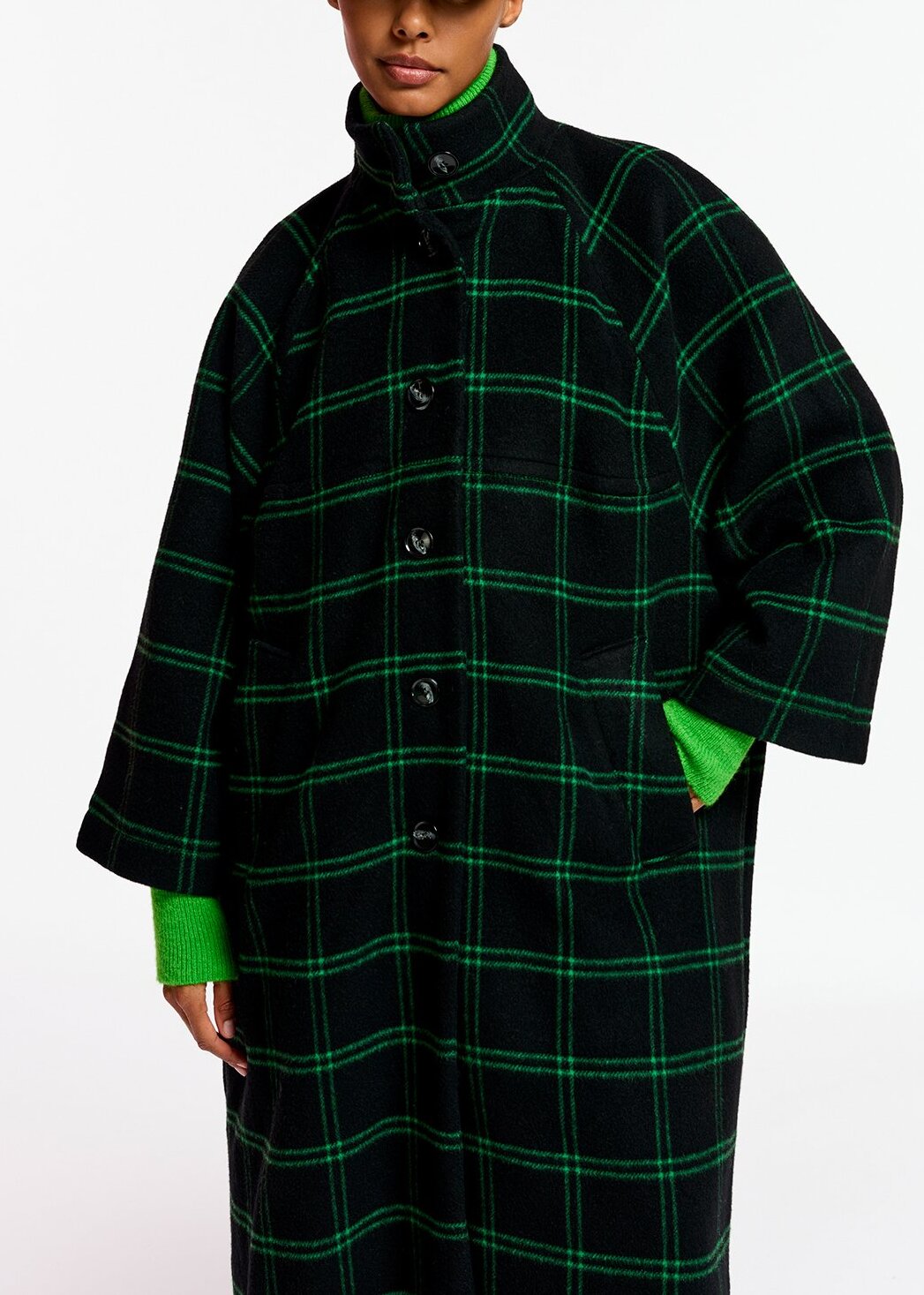 Manteau noir en laine mélangée à carreaux Tattersall RE—SSENTIEL | Essentiel second hand