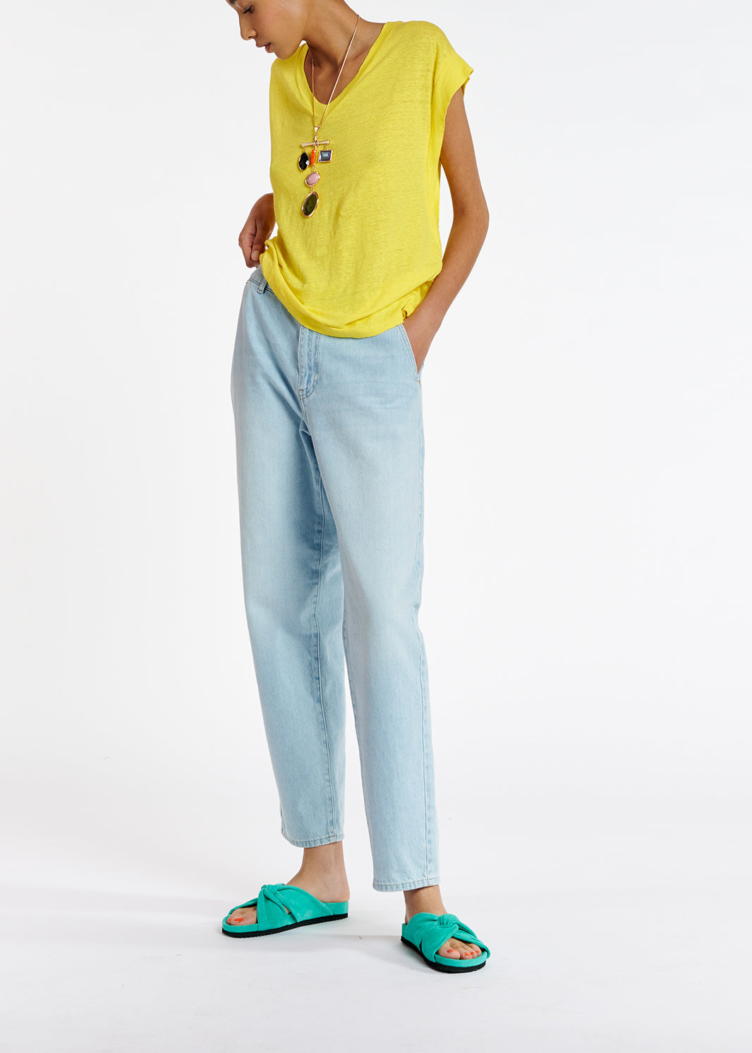 Yellow linen V-neck T-shirt RE—SSENTIEL | Essentiel second hand