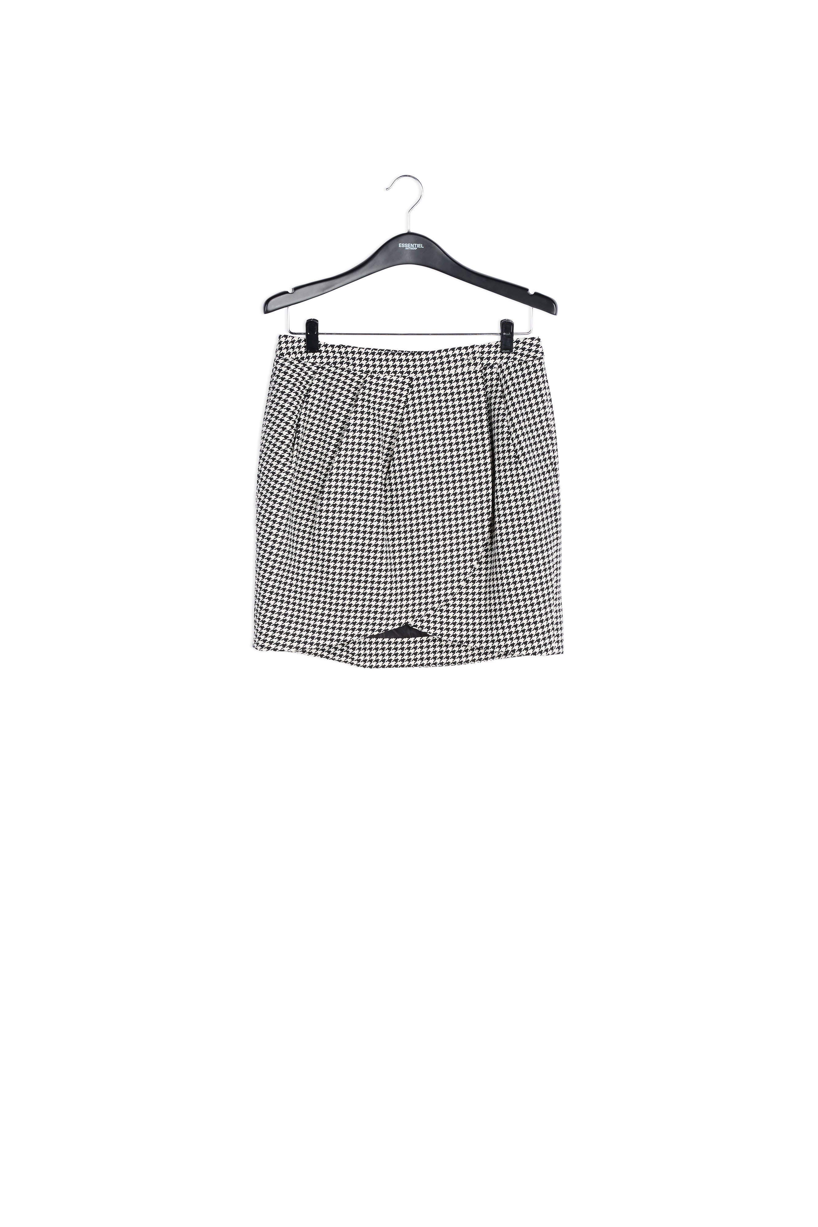 Black and white tulip mini skirt RE—SSENTIEL | Essentiel second hand