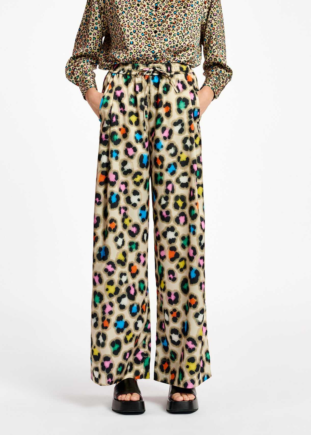 Beige wide-leg pants with multicolor leopard print RE—SSENTIEL | Essentiel second hand
