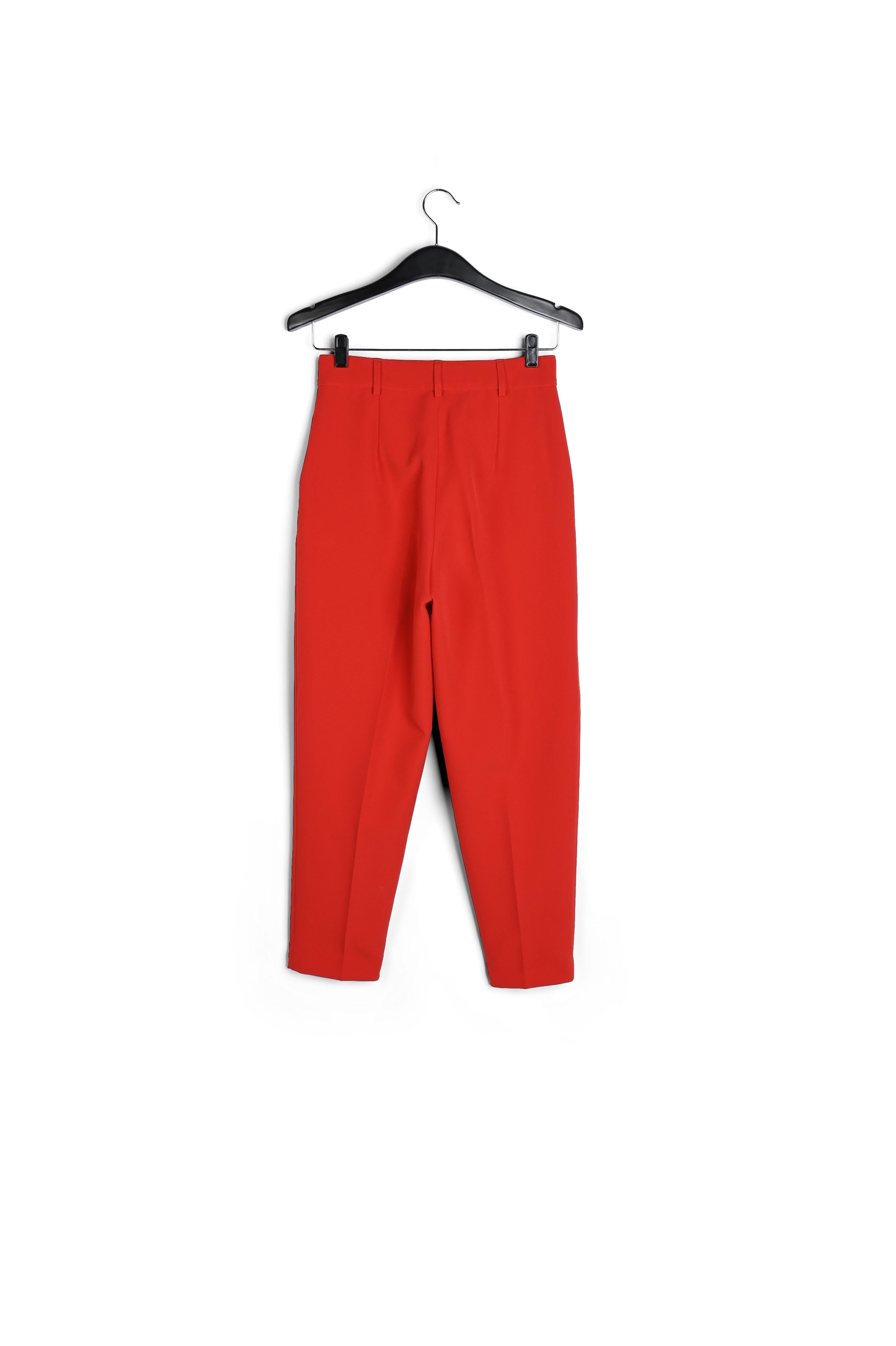 Pantalon fuselé rouge RE—SSENTIEL | Essentiel second hand
