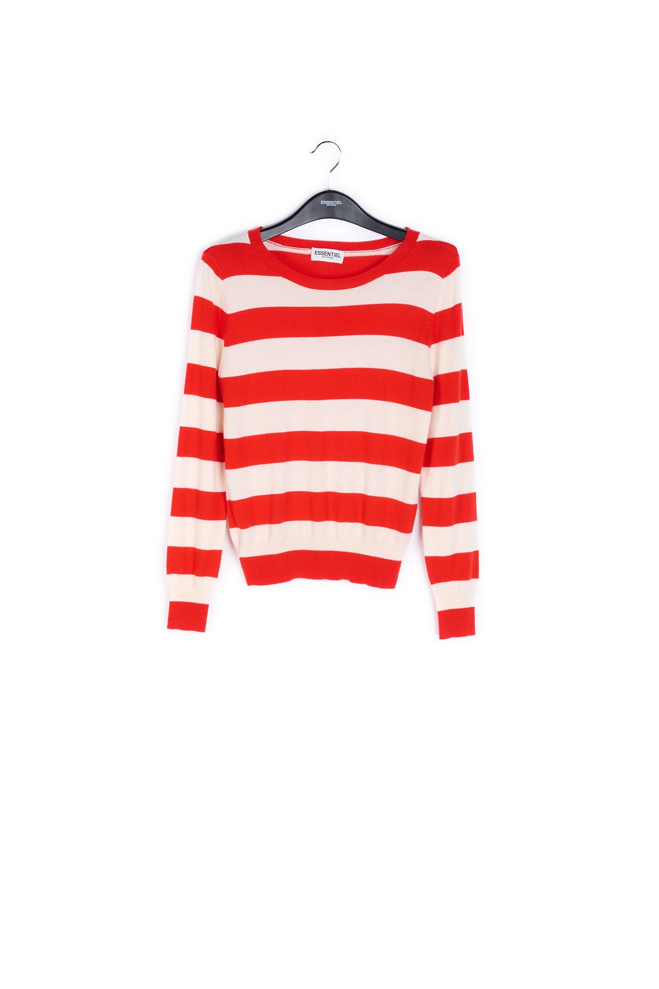 - M - Etat neuf (révisé) RE—SSENTIEL | Essentiel second hand