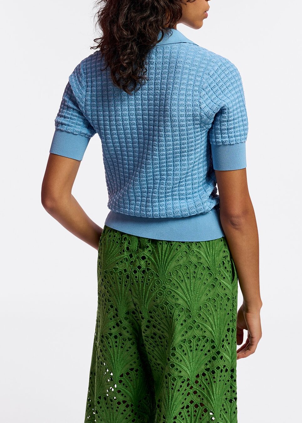 Top en tricot bleu à  encolure V RE—SSENTIEL | Essentiel second hand