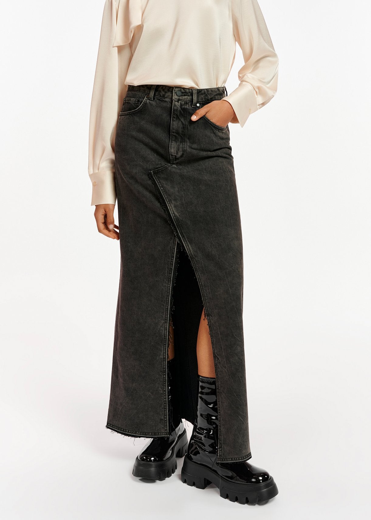 Black denim maxi skirt RE—SSENTIEL | Essentiel second hand