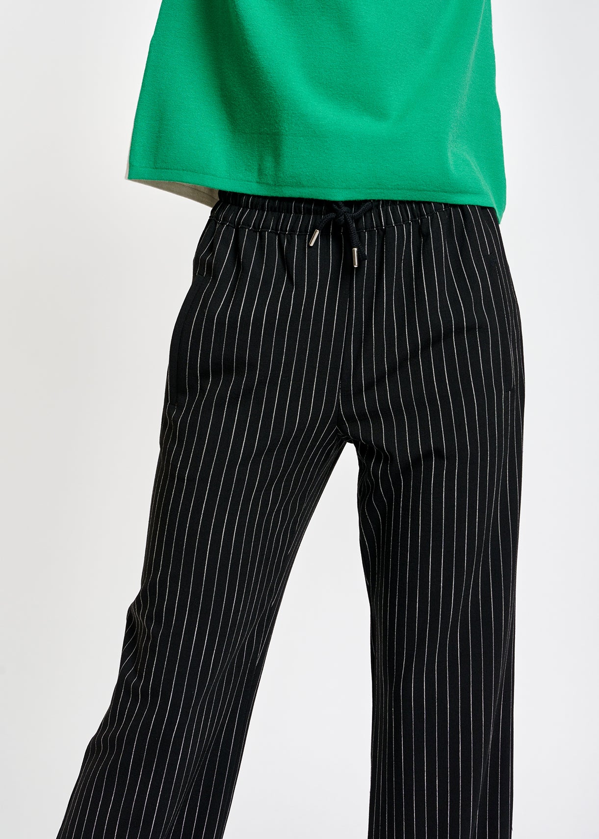 Black pinstripe wide-leg pants RE—SSENTIEL | Essentiel second hand