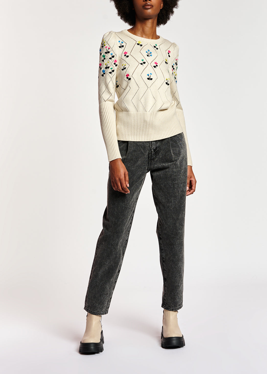 Beige pointelle-knitted sweater with floral embroideries RE—SSENTIEL | Essentiel second hand