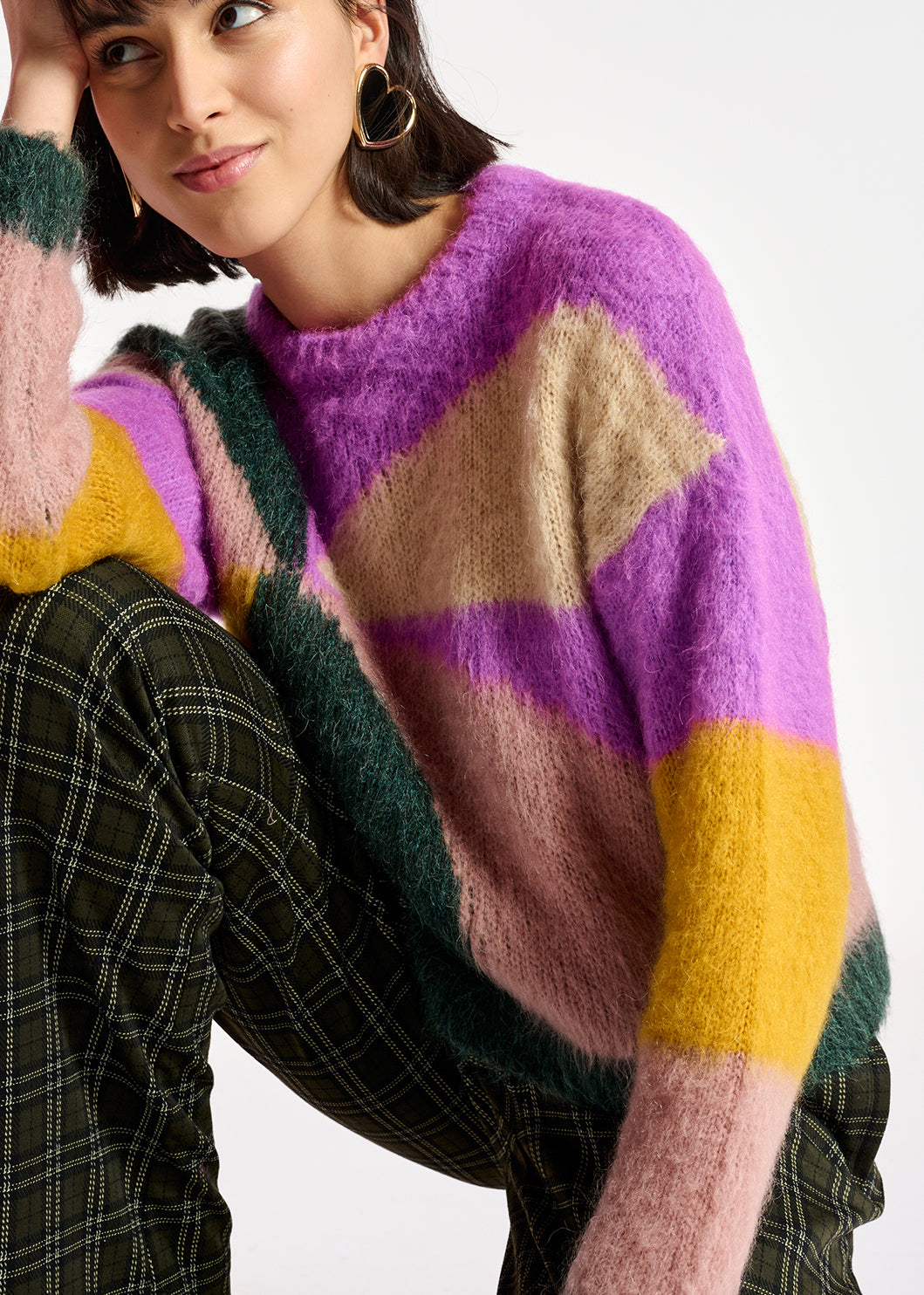 Purple, dark green and vintage pink intarsia-knitted sweater RE—SSENTIEL | Essentiel second hand
