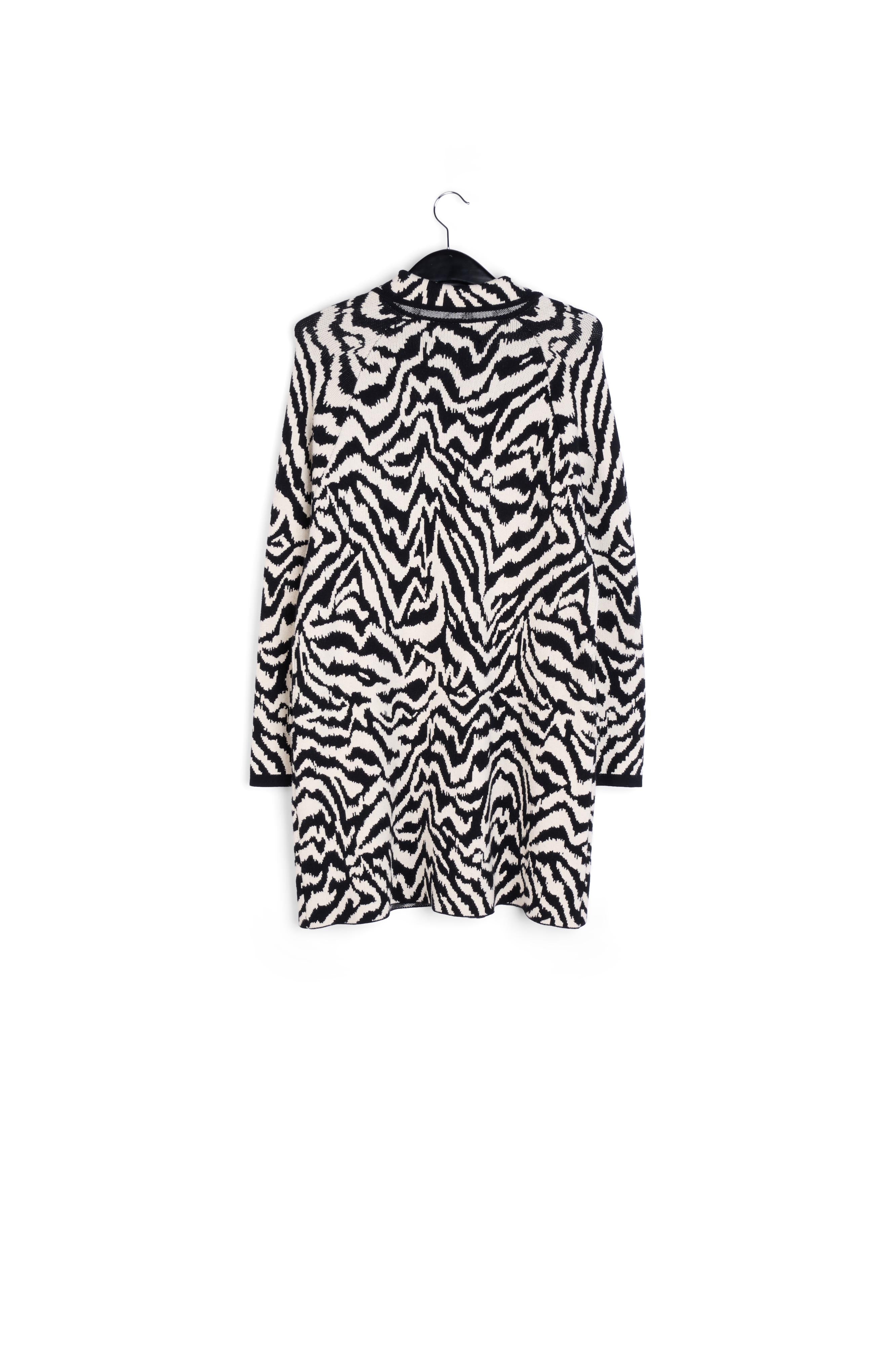 Long black and off-white jacquard coat with zebra motif RE—SSENTIEL | Essentiel second hand