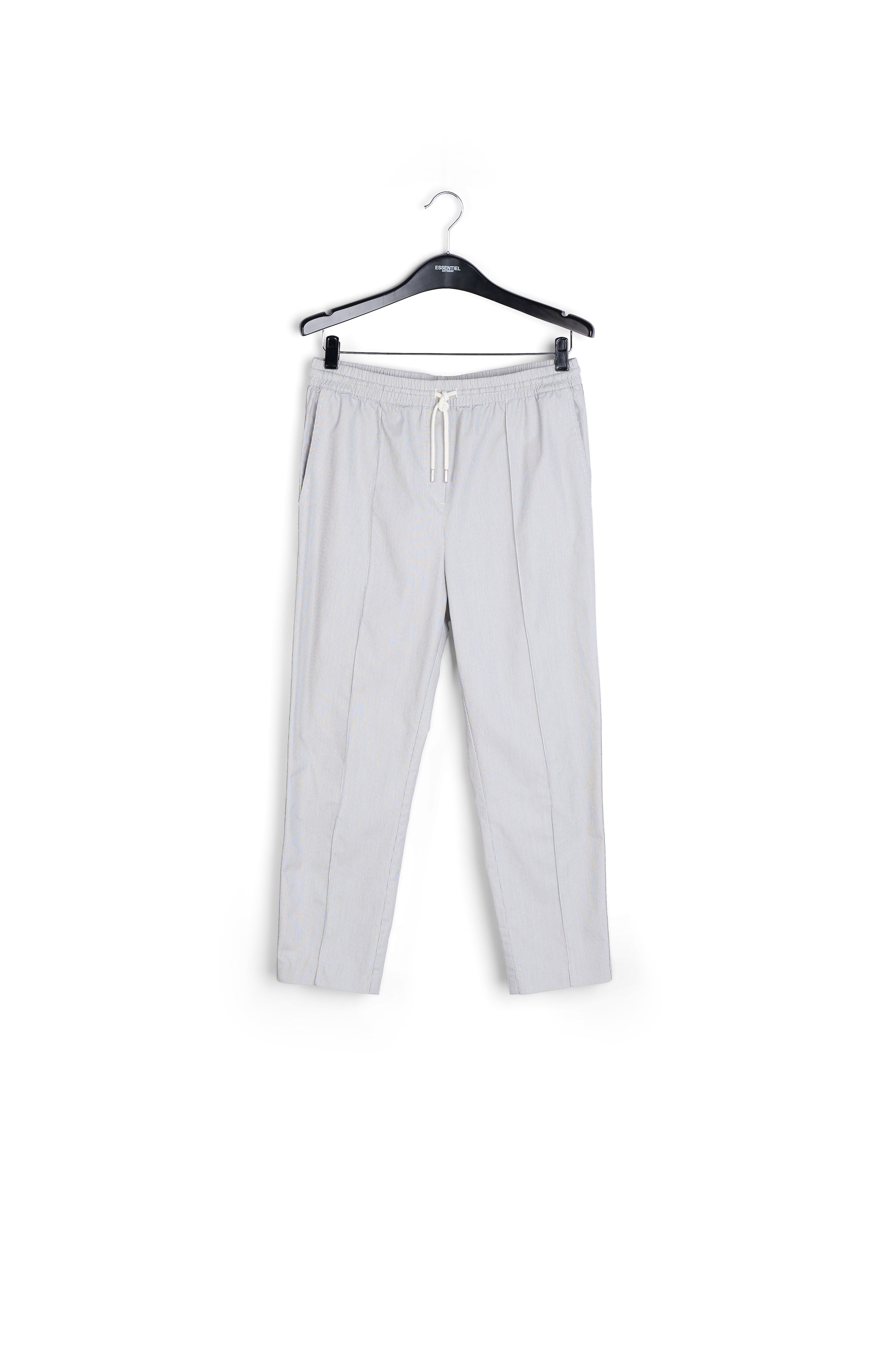 Pantalon à carreaux gris et blanc cassé RE—SSENTIEL | Essentiel second hand