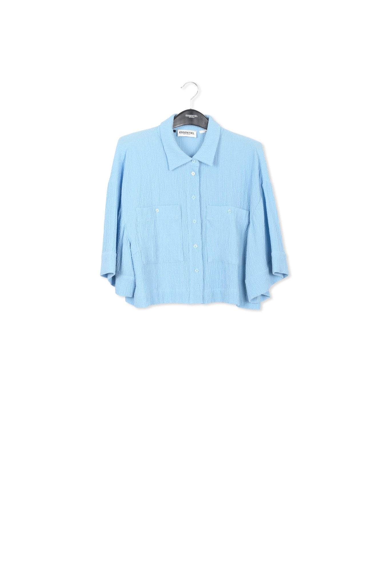 Lichtblauw kort overhemd in cloqué RE—SSENTIEL | Essentiel second hand