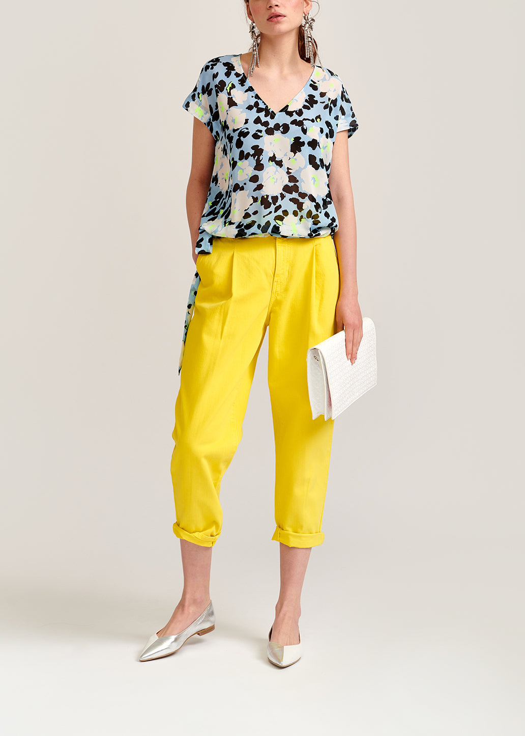 Lichtblauwe top met bloemenprint RE—SSENTIEL | Essentiel second hand