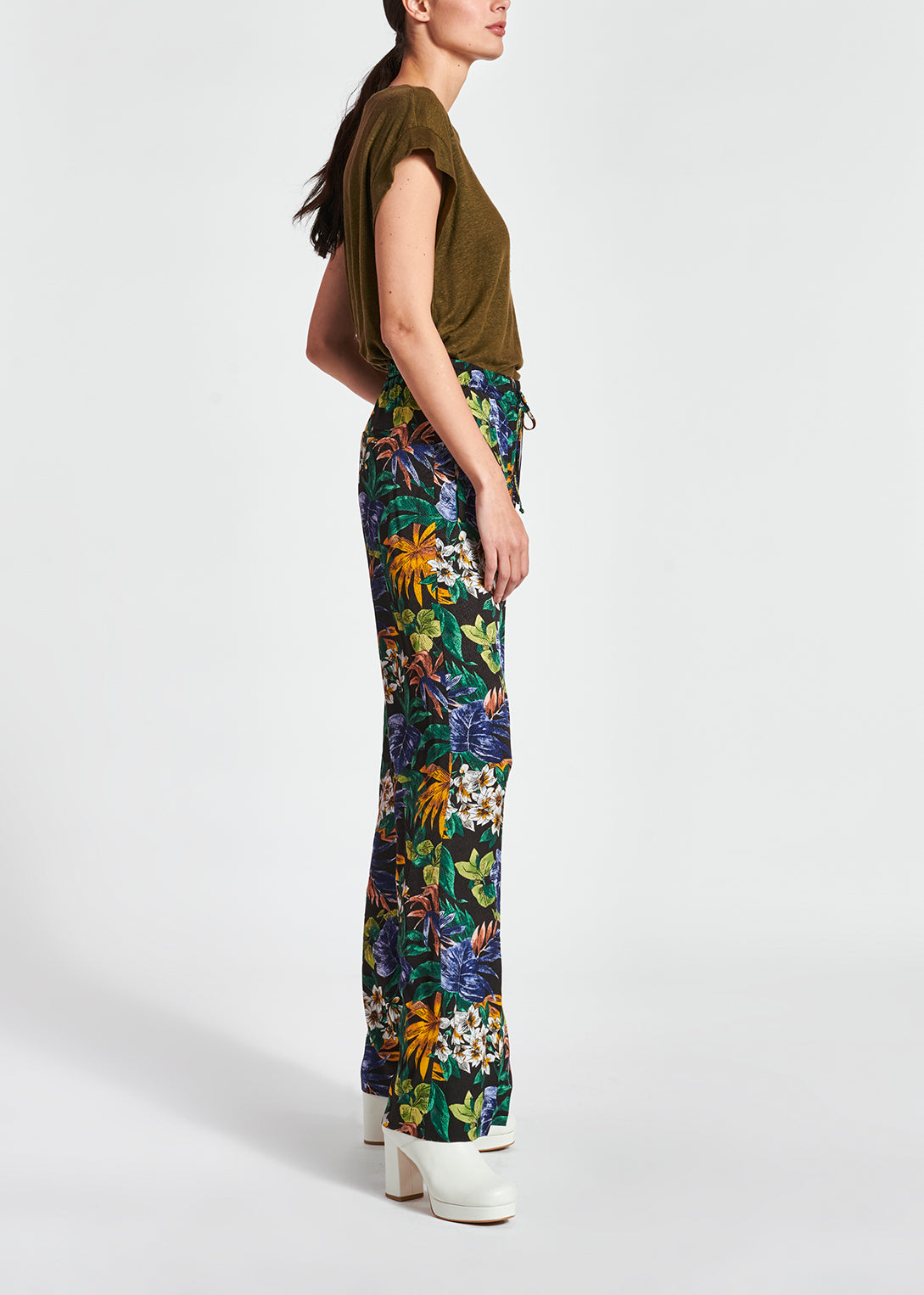 Wijde broek met kleurrijke bloemenprint RE—SSENTIEL | Essentiel second hand