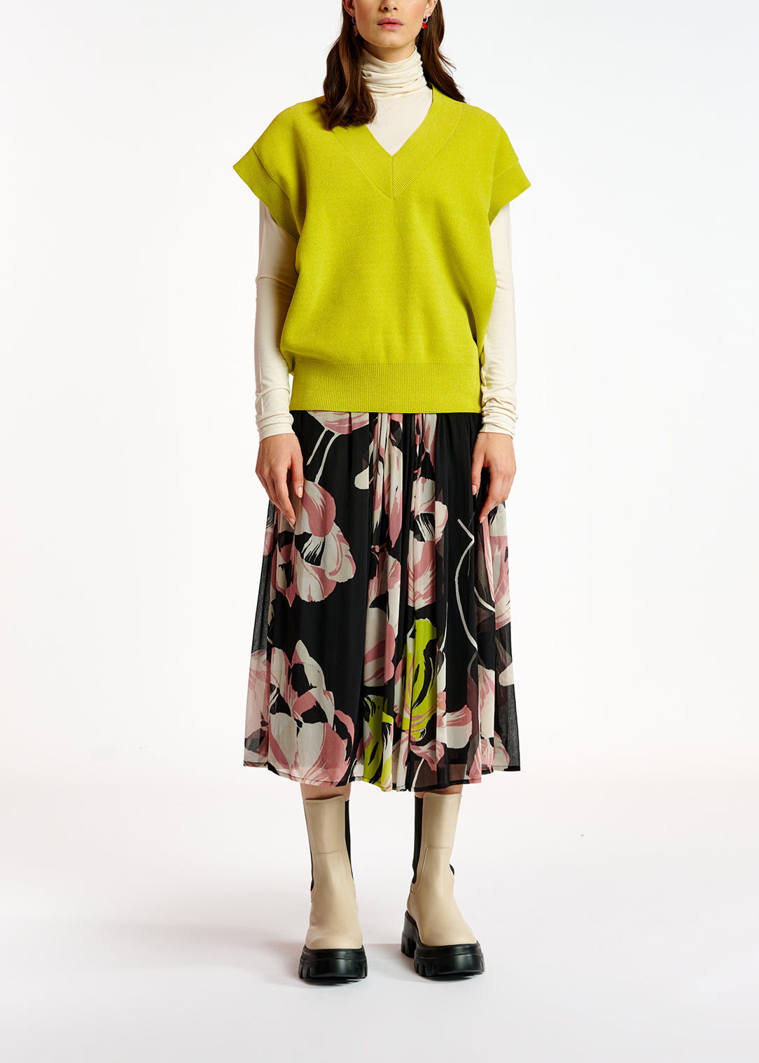 Lime green V-neck short-sleeved sweater RE—SSENTIEL | Essentiel second hand