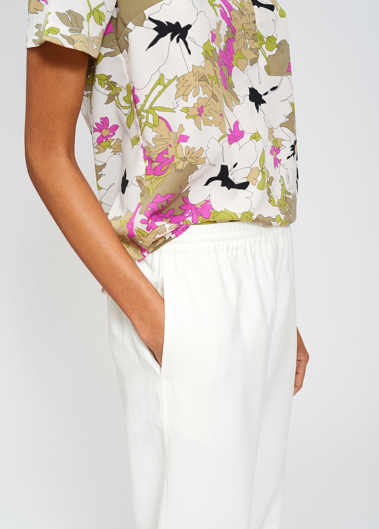 Sisland pantalons RE—SSENTIEL | Essentiel second hand