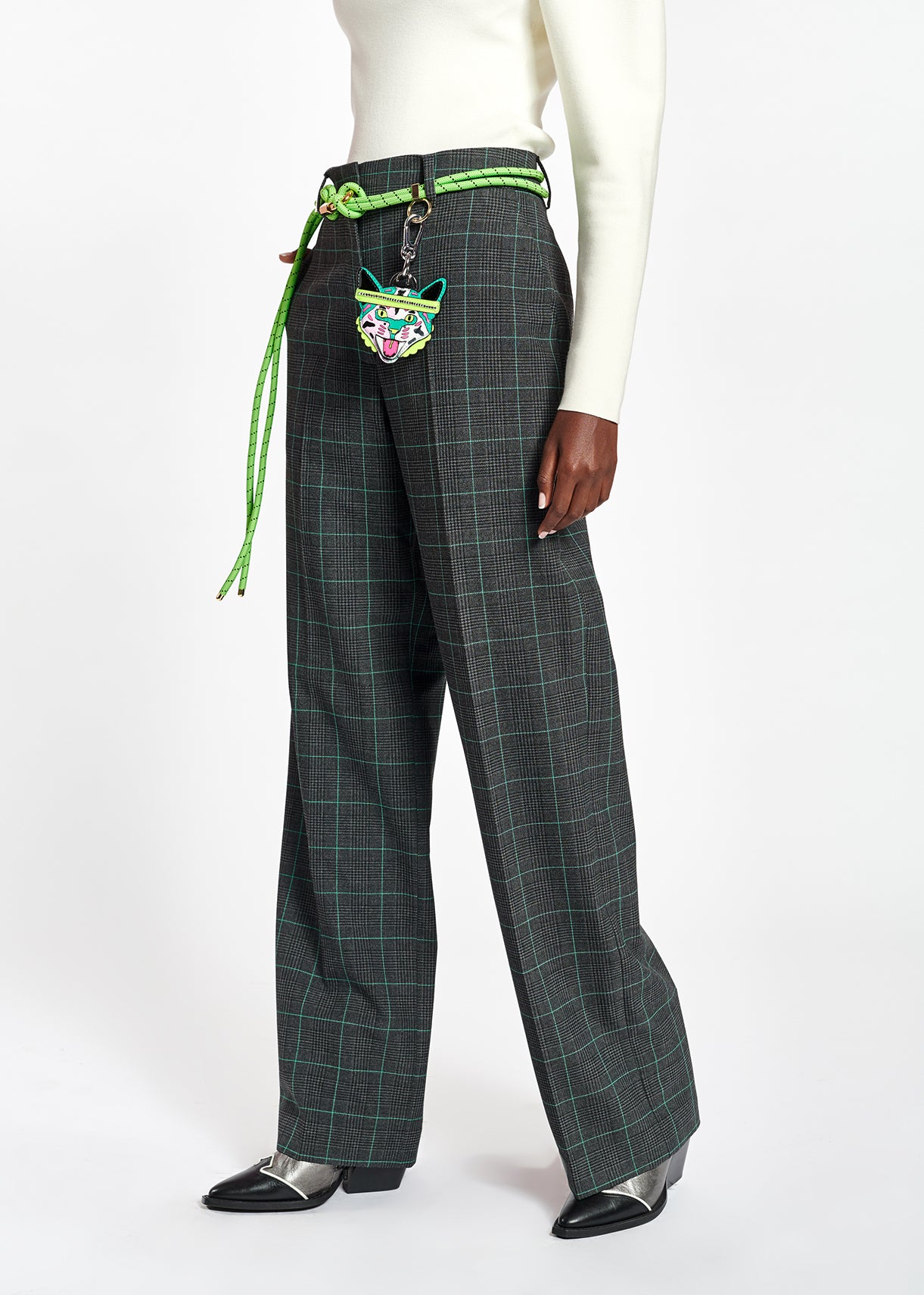 Pantalon classique à carreaux gris et verts RE—SSENTIEL | Essentiel second hand