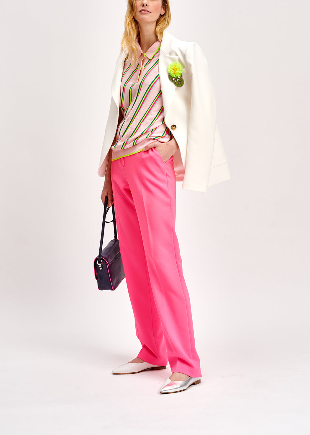 Neon pink straight-leg pants RE—SSENTIEL | Essentiel second hand