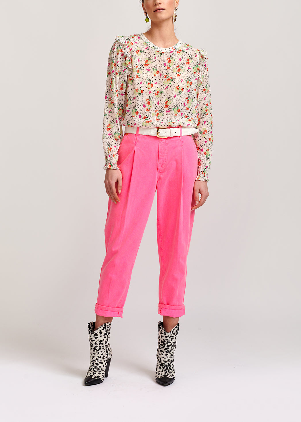 Top blanc cassé fleuri à ruches RE—SSENTIEL | Essentiel second hand