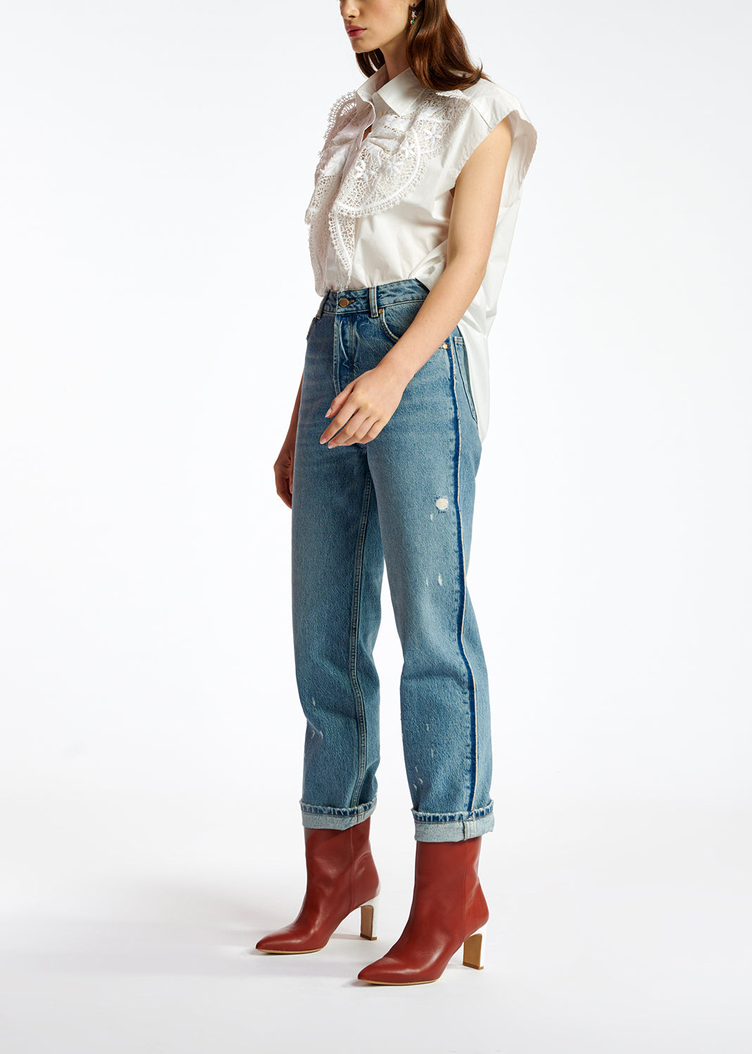 Jean bleu aux jambes droites RE—SSENTIEL | Essentiel second hand