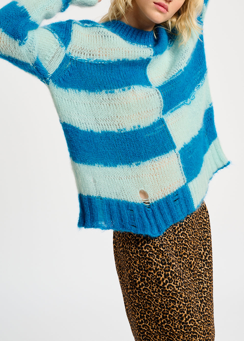 Pull à rayures bleu et bleu clair effet vieilli RE—SSENTIEL | Essentiel second hand