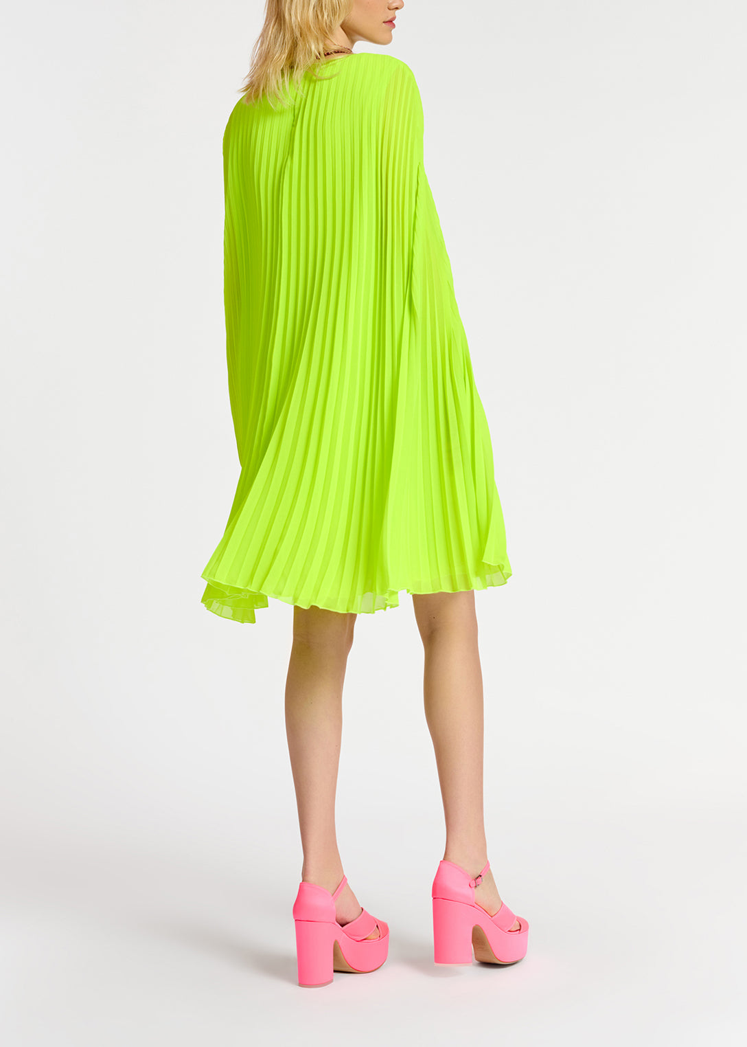 Mini-robe plissée jaune néon à  effet cape RE—SSENTIEL | Essentiel second hand