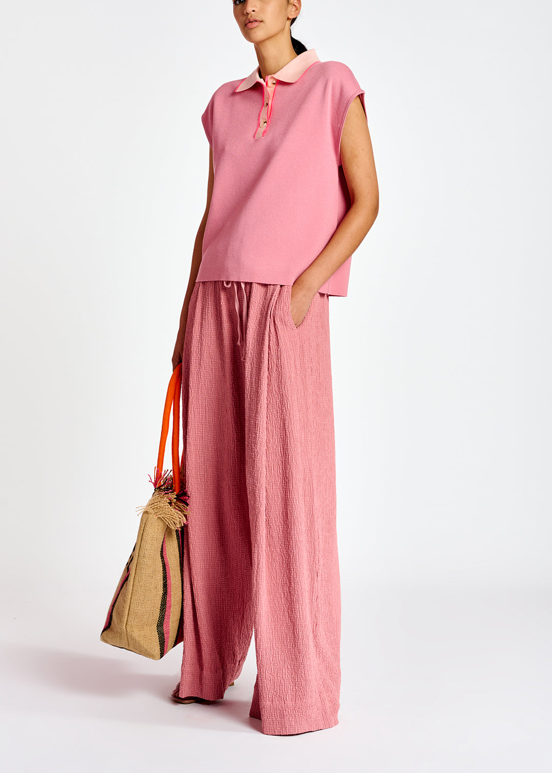 Vintage pink wide-leg seersucker pants RE—SSENTIEL | Essentiel second hand