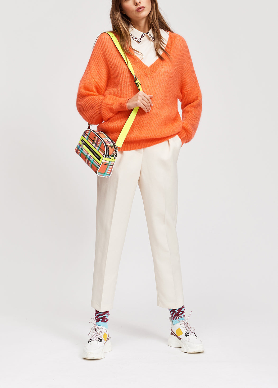 Turquoise mohair blend v-neck sweater RE—SSENTIEL | Essentiel second hand