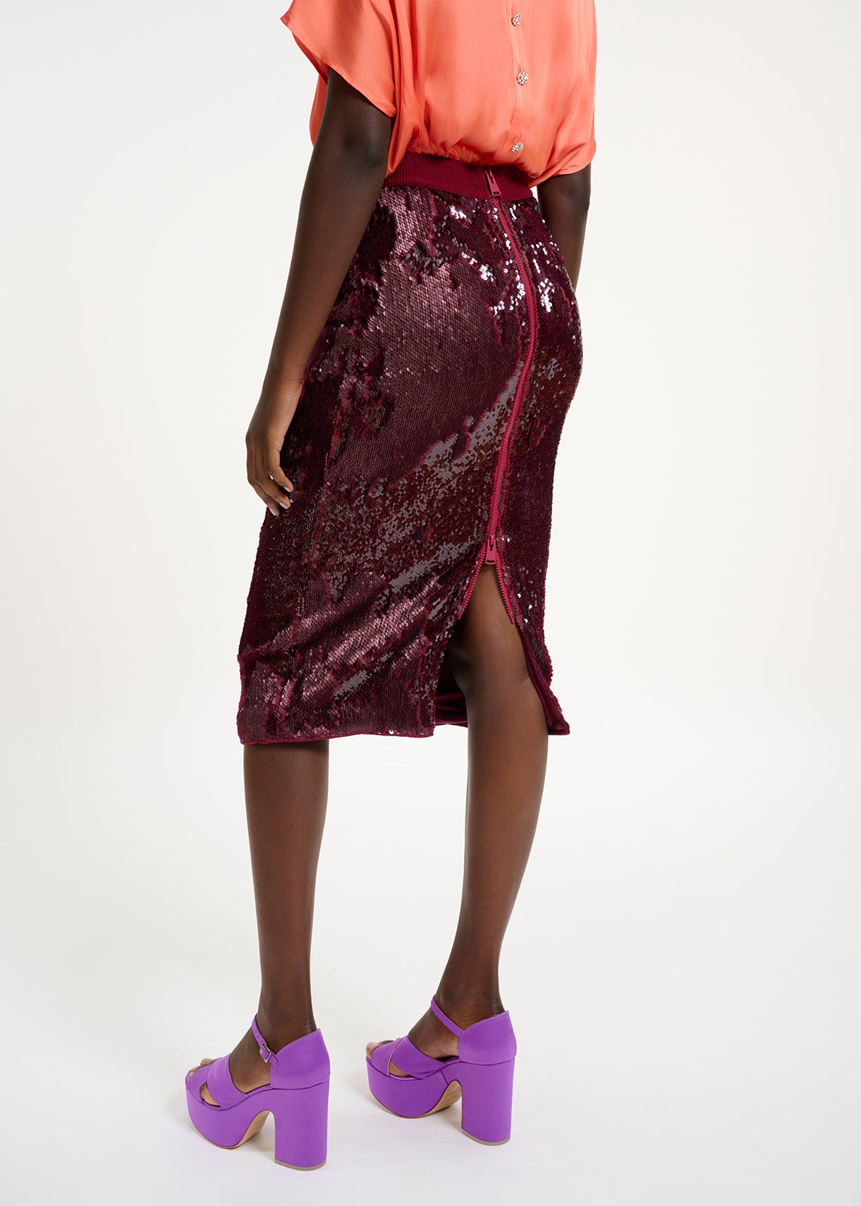 Burgundy sequin-embellished pencil skirt RE—SSENTIEL | Essentiel second hand
