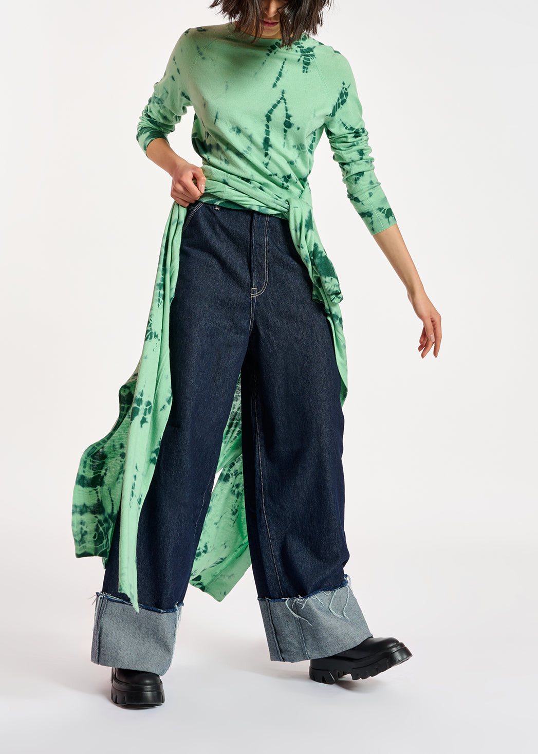 Mint green and dark green tie-dye sweater RE—SSENTIEL | Essentiel second hand