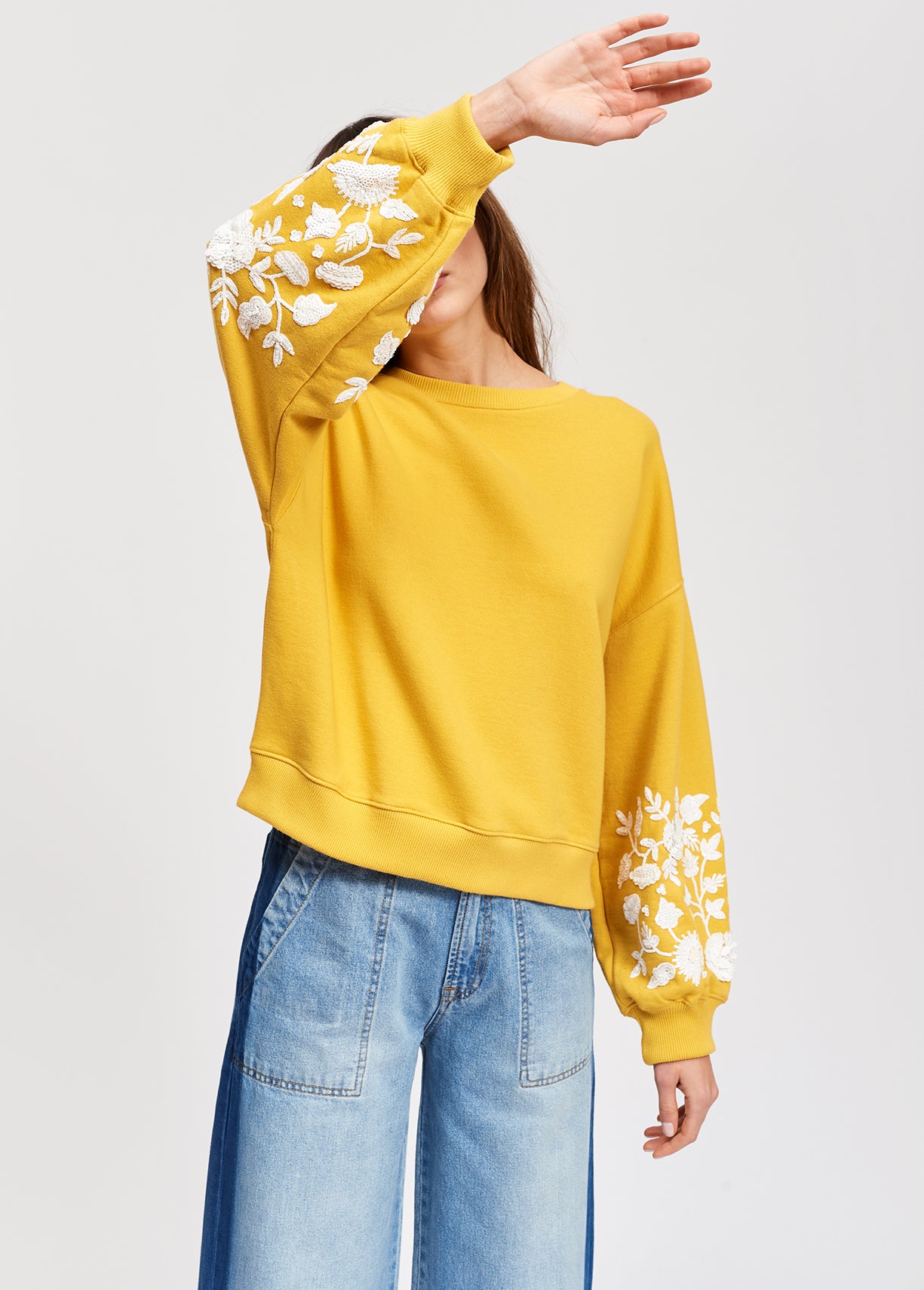 Yellow sweatshirt with white floral embroidery RE—SSENTIEL | Essentiel second hand
