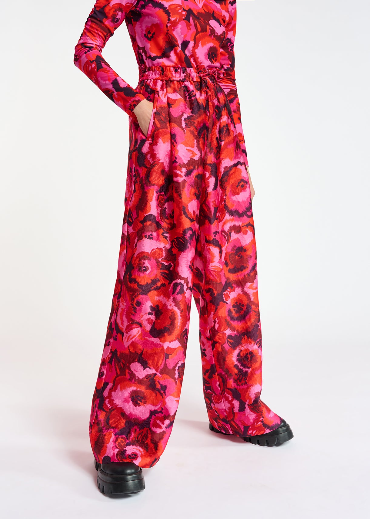 Pink, red and purple floral-jacquard pants RE—SSENTIEL | Essentiel second hand