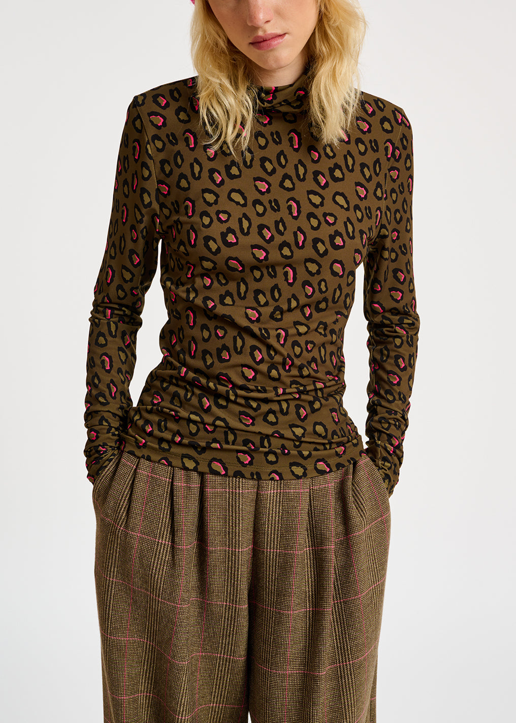 Khaki leopard-print turtleneck top RE—SSENTIEL | Essentiel second hand