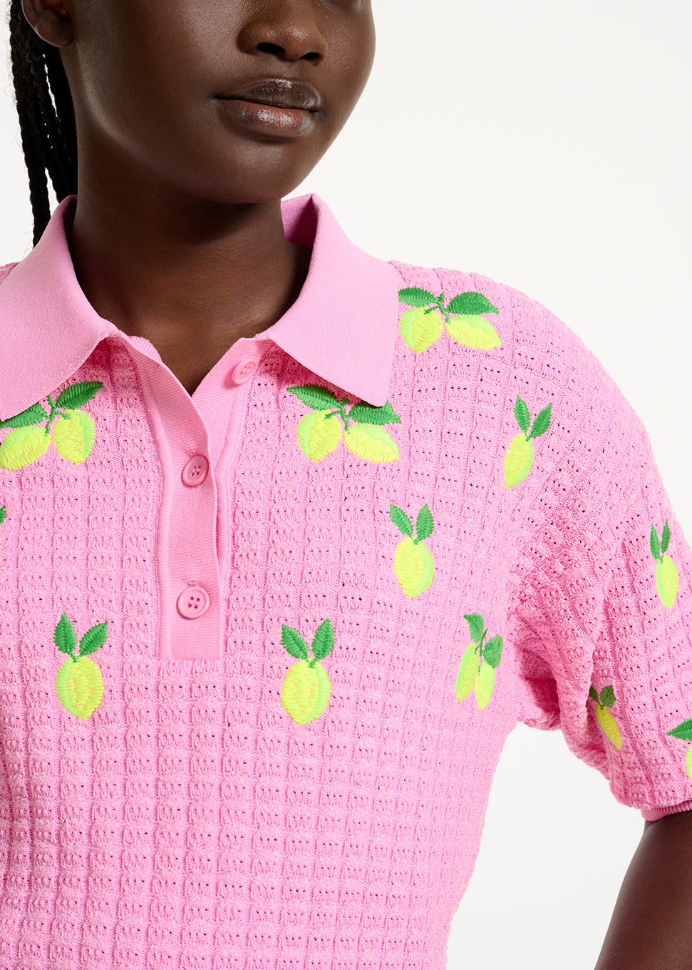 Pink knitted polo top with lemon embroideries RE—SSENTIEL | Essentiel second hand
