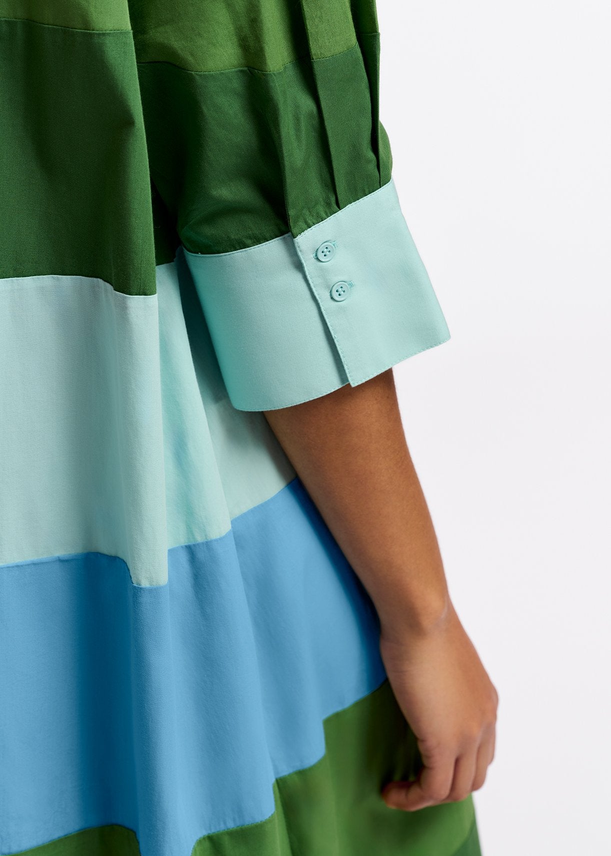 Robe maxi en coton bleu clair, bleue et verte RE—SSENTIEL | Essentiel second hand