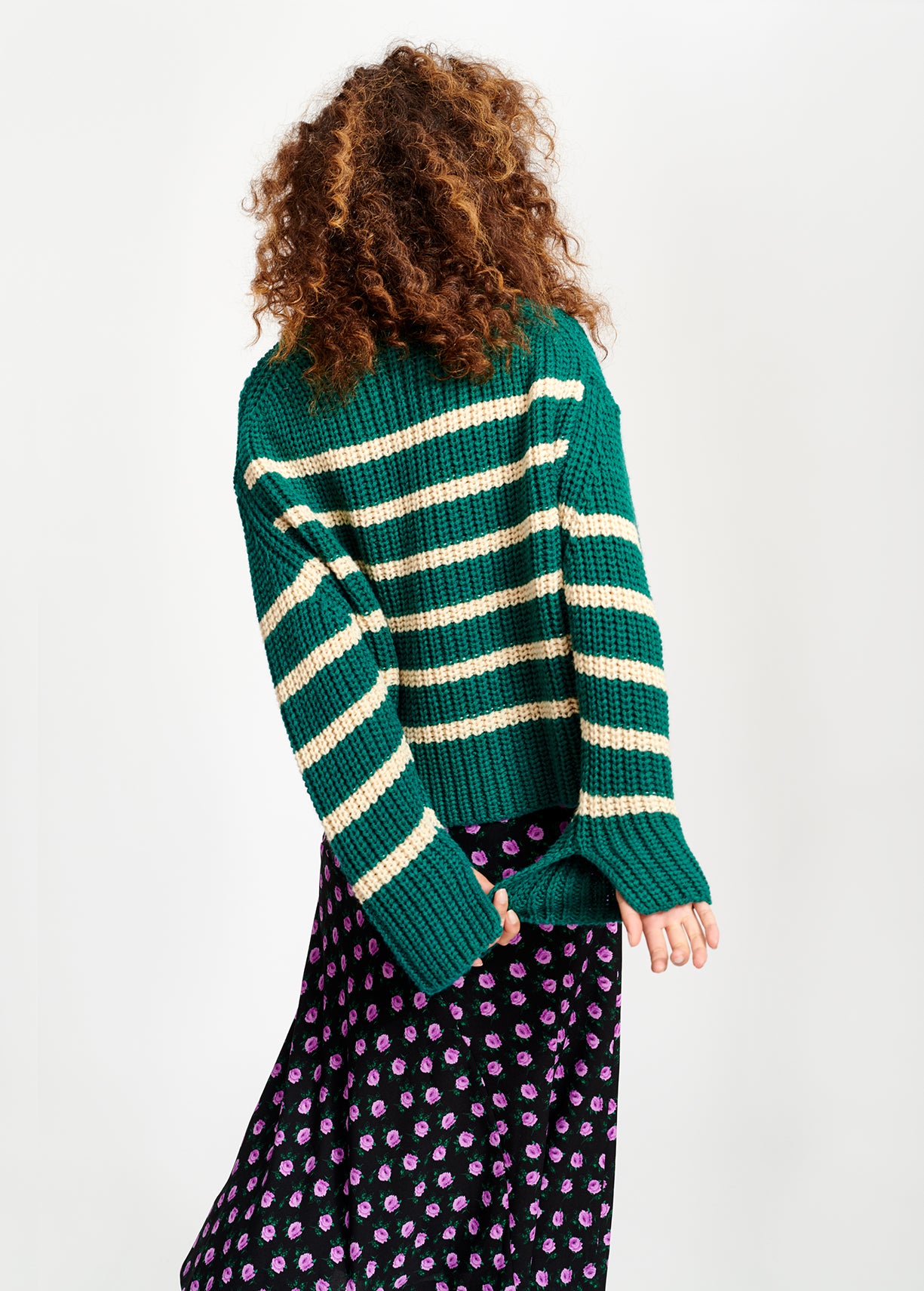 Bottle green and off-white striped ribbed-knit sweater RE—SSENTIEL | Essentiel second hand