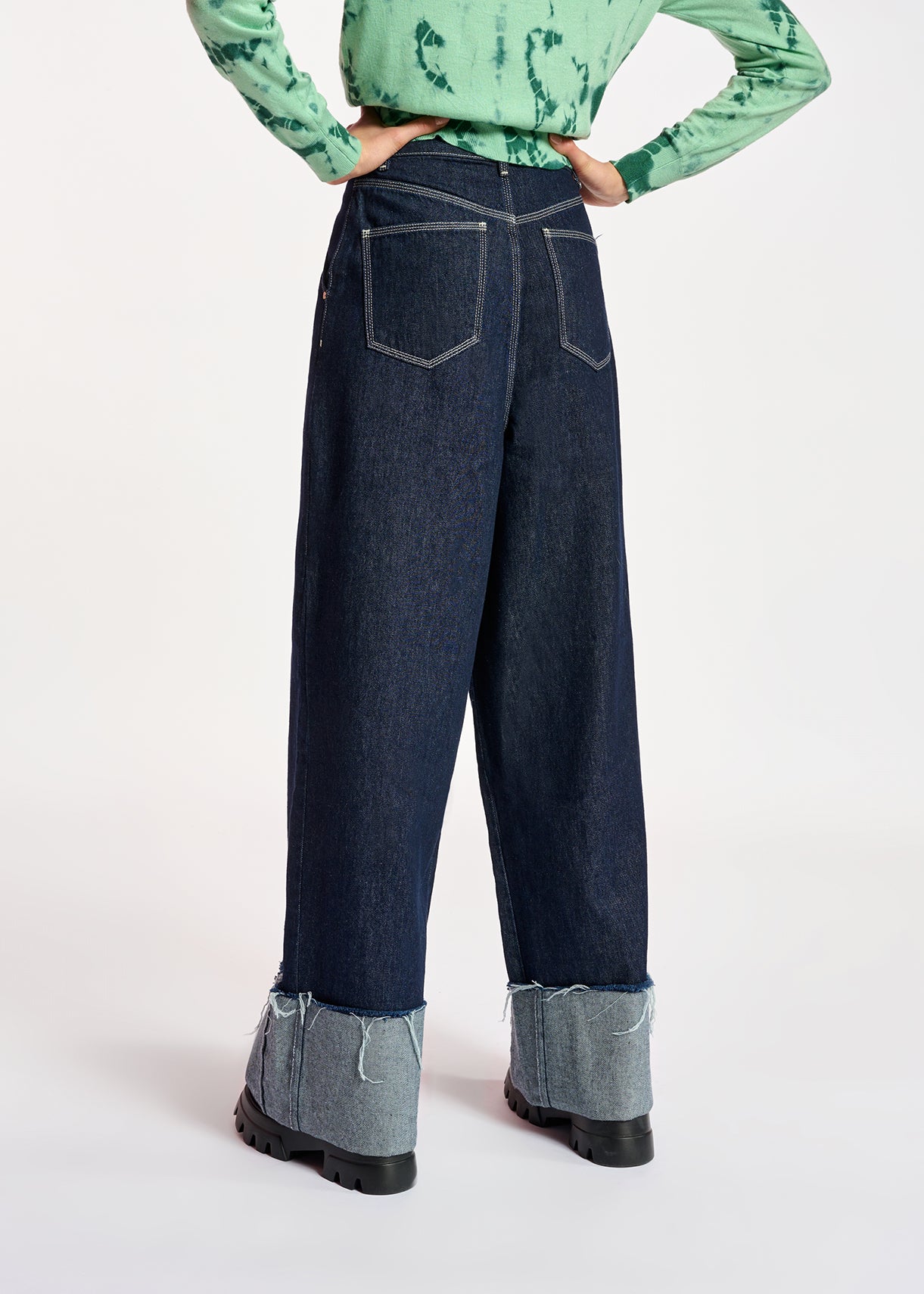 Dark blue turn-up hem jeans RE—SSENTIEL | Essentiel second hand