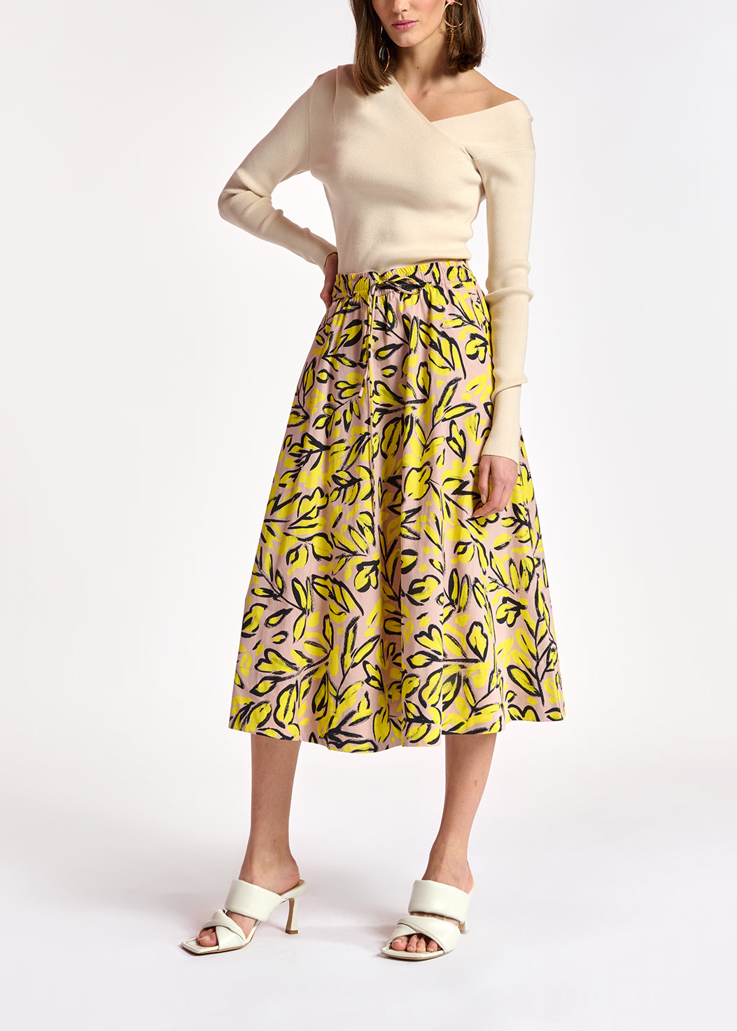 Off-white rib-knitted sweater with asymmetric neckline RE—SSENTIEL | Essentiel second hand