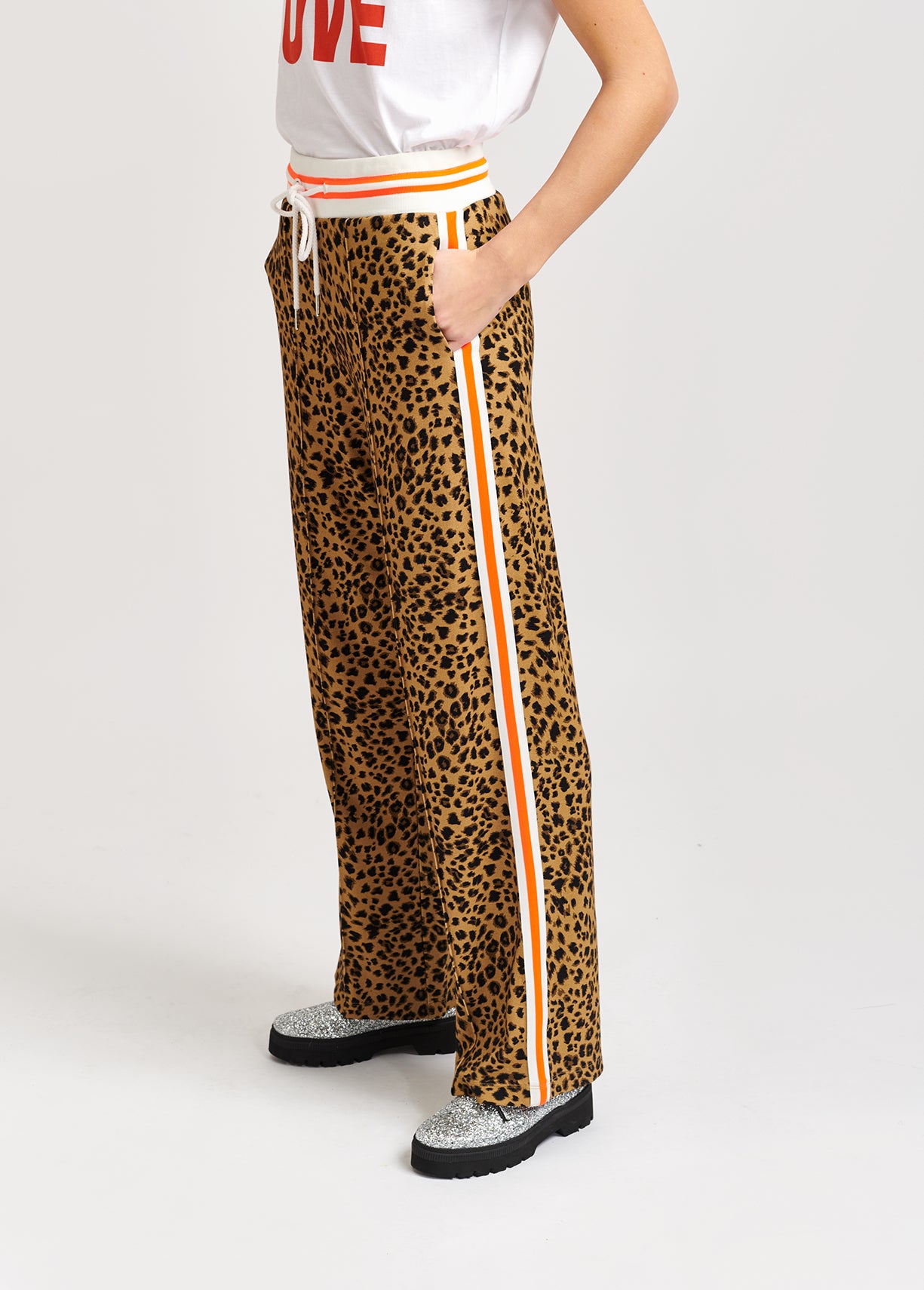 Leopard-print track pants RE—SSENTIEL | Essentiel second hand