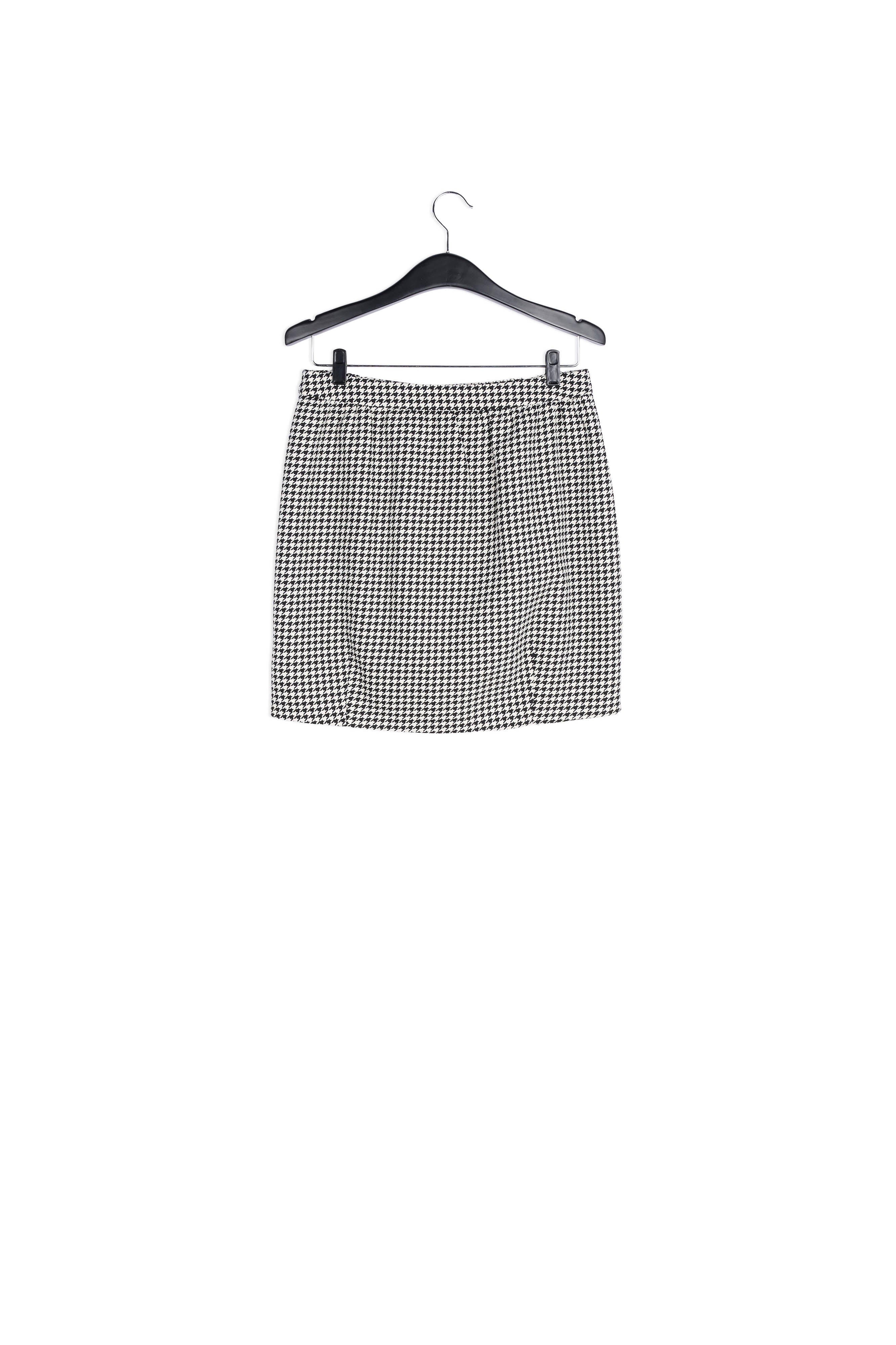 Black and white tulip mini skirt RE—SSENTIEL | Essentiel second hand