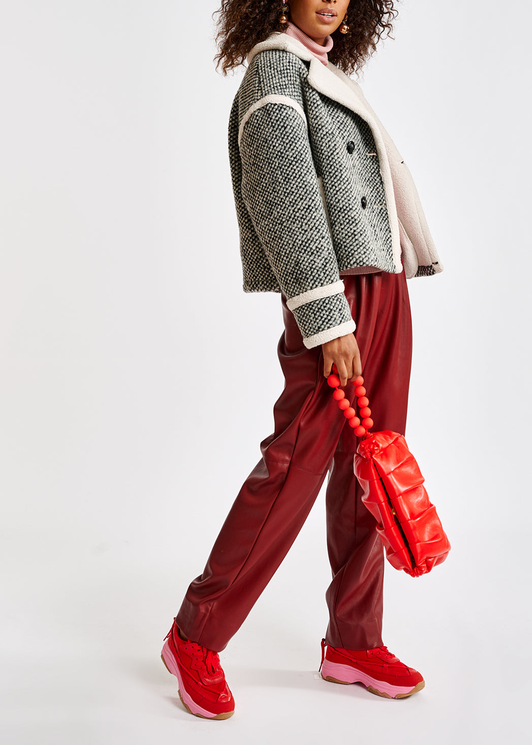 Black and off-white faux fur jacket RE—SSENTIEL | Essentiel second hand