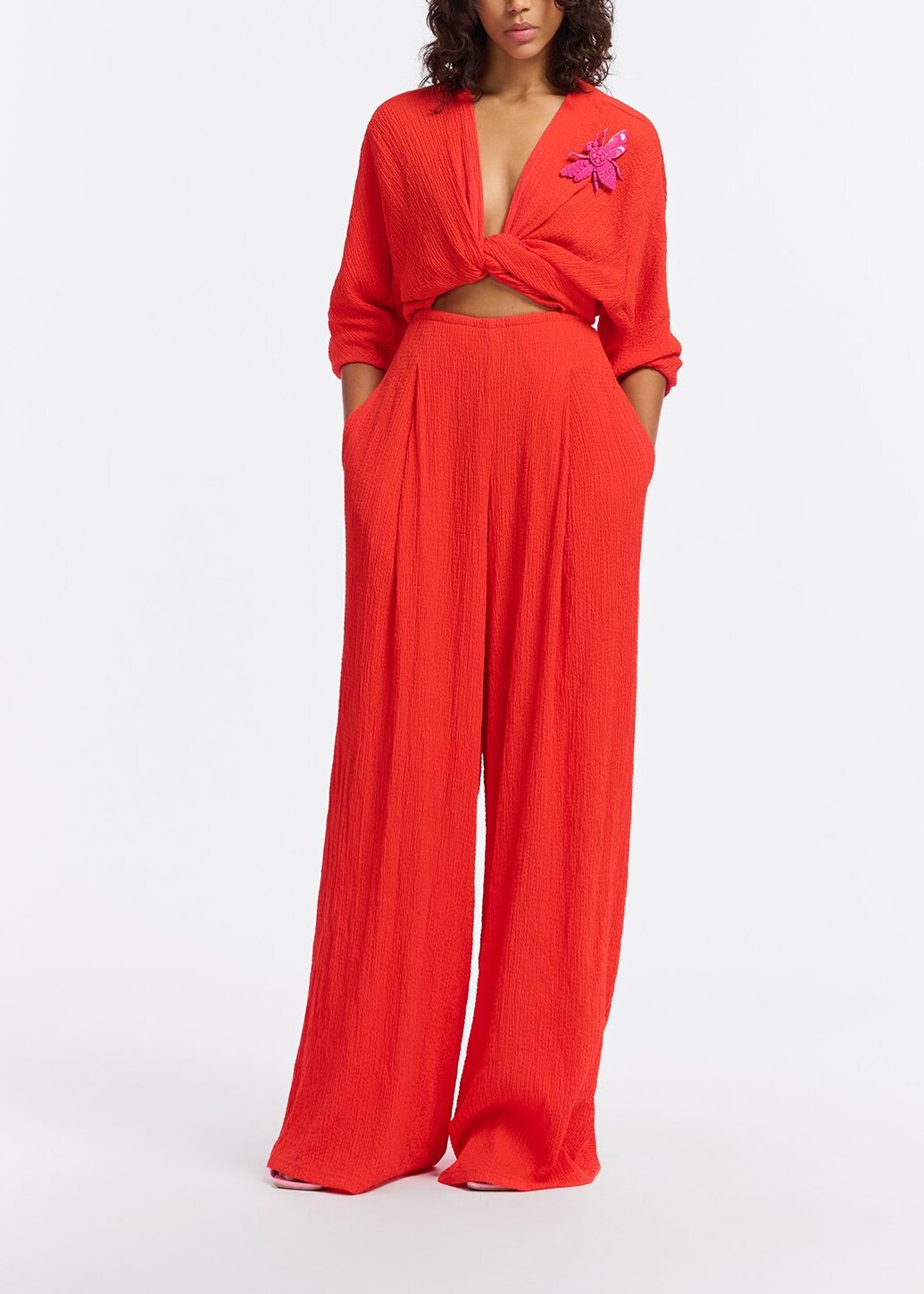 Red seersucker jumpsuit with tied front RE—SSENTIEL | Essentiel second hand
