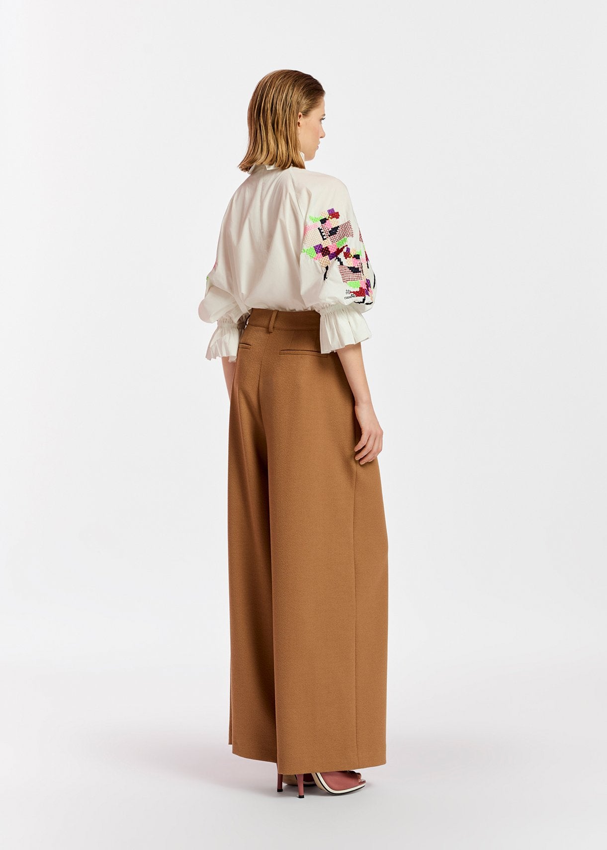 Witte katoenen top met opstaande kraag RE—SSENTIEL | Essentiel second hand