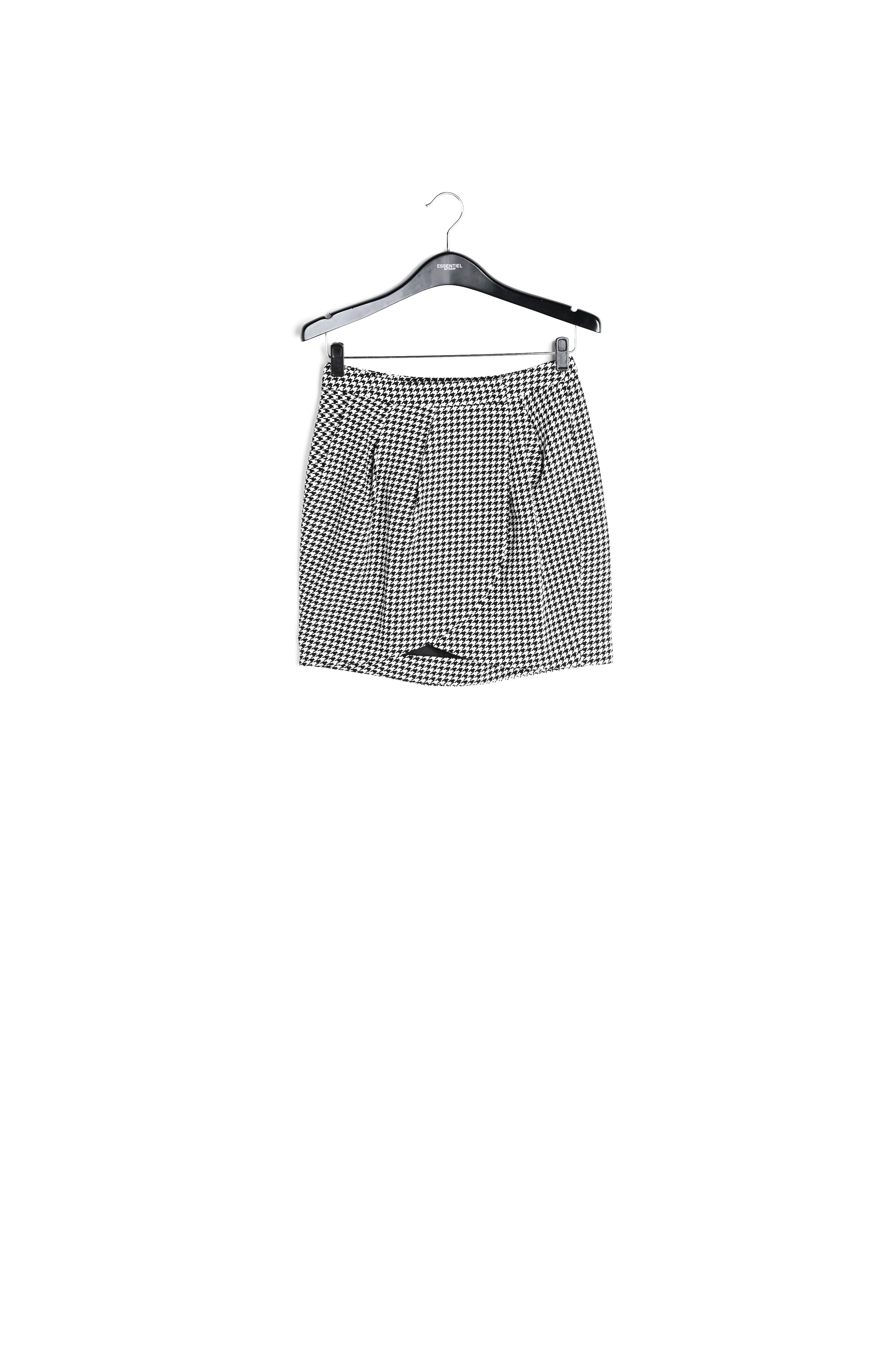 Mini-jupe tulipe noire et blanche RE—SSENTIEL | Essentiel second hand