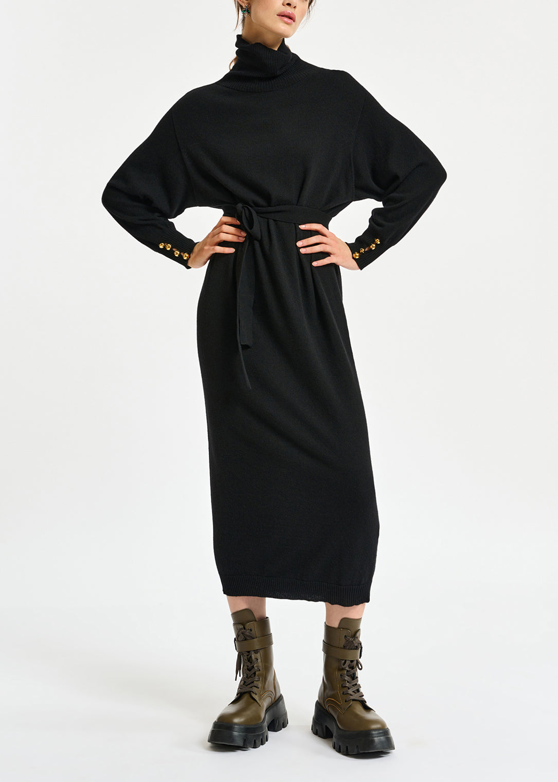 Zwarte gebreide jurk met rolkraag RE—SSENTIEL | Essentiel second hand