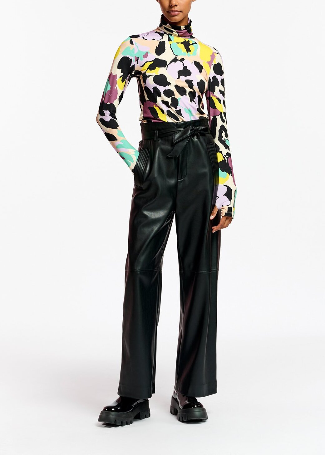 Vintage pink, mauve and black abstract-print turtleneck top RE—SSENTIEL | Essentiel second hand